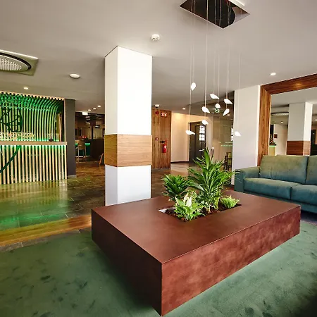 Cruzeiro 4* アングラ・ド・エロイーズモ